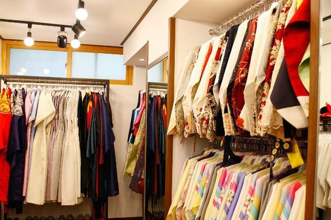 Hanbok rental, hanbok experience - Getting Hair and Accessories Right (Where Many Rentals Fall Short)