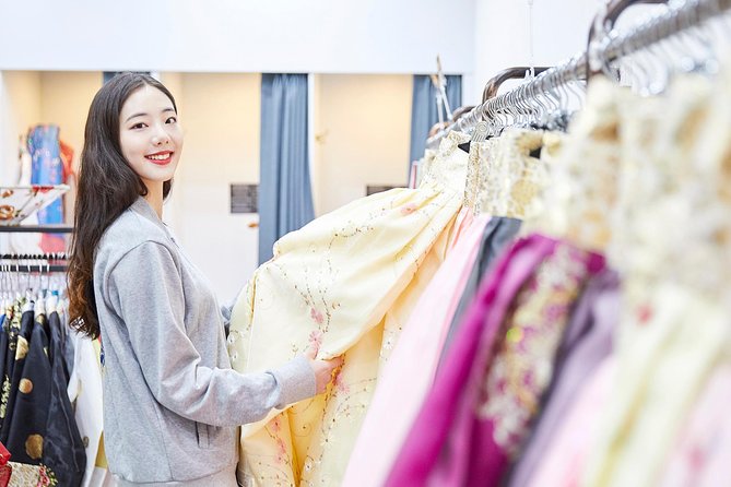 Hello Hanbok - What to do once you arrive (and how to get a better fit)