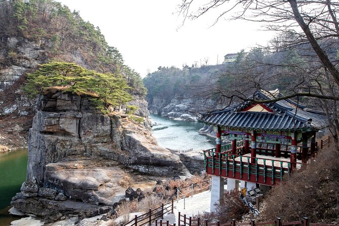 Into DMZ: 2nd Tunnel, Hantangang & Scenic Wonders Tour from Seoul - Cheorwon History and Culture Park: the wrap-up that helps it all stick