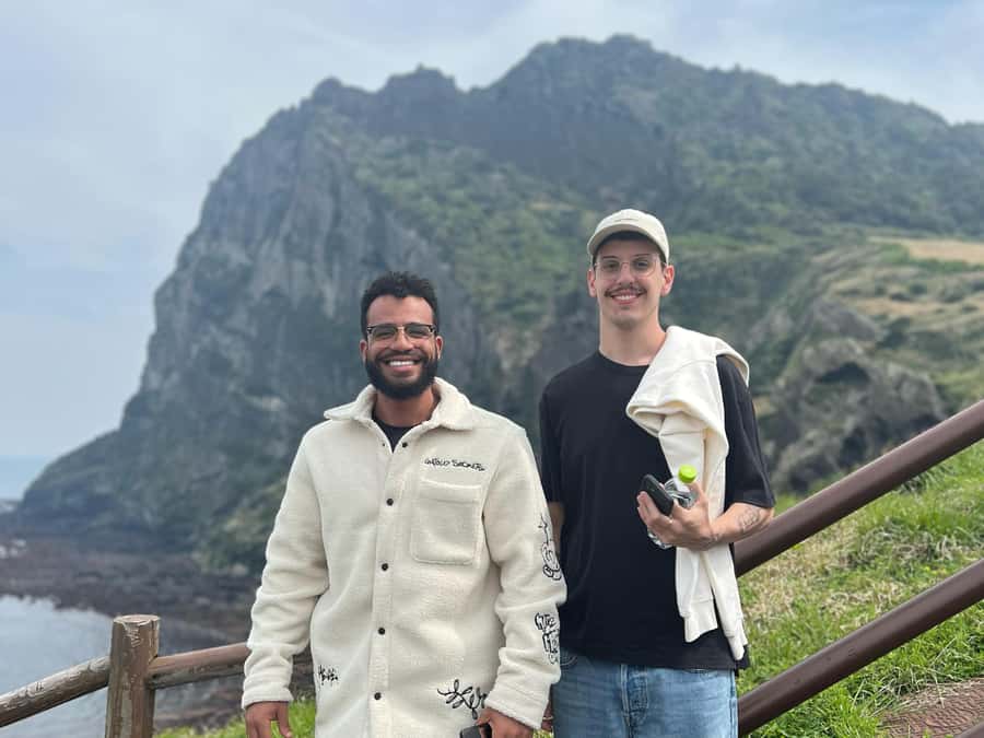 Jeju: Eastern UNESCO Join in Tour (Seongsan, Haenyeo) - Cave Reality Check: Manjanggul Closure Means Micheon Cave Instead