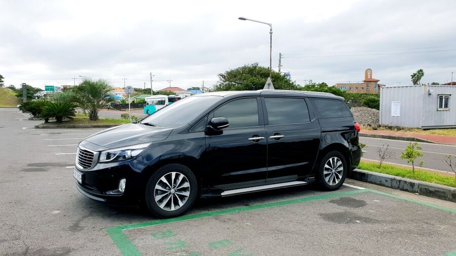 Jeju Island: Customized Private Full-Day Van Tour - Woljeongri, coffee and the coast before the day heats up