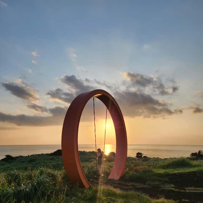 JEJU ISLAND : Higlights SUNRISE guided Tour - Jeju sunrise magic, and why this guided format helps
