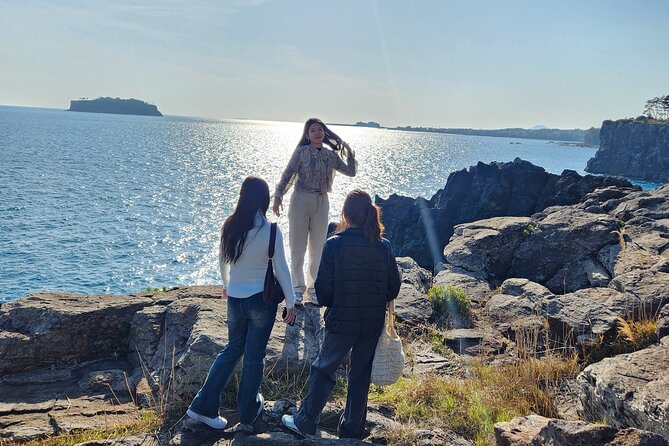 Jeju island Southern Unesco Mt.halla ONE day Bus Tour - Jusangjeolli Cliff, why basalt columns look like a staircase in the ocean