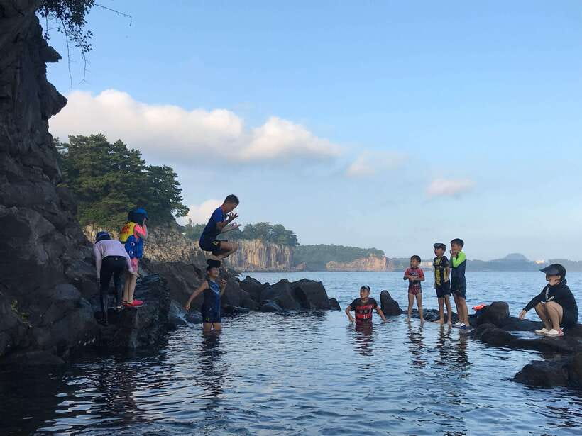 Jeju Island: Van Tour with a Guide Who Most Loves Jeju - Key highlights you will actually feel in the day