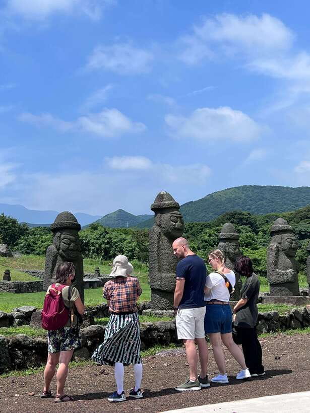 Jeju Island: Van Tour with a Guide Who Most Loves Jeju - Woljeongri: free time that can turn into shopping and sunset plans