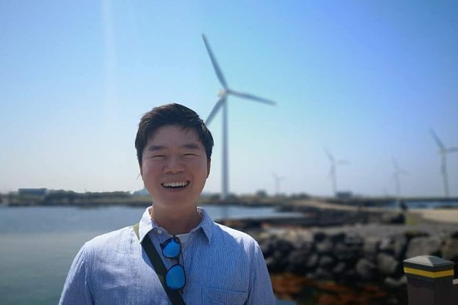 Jeju island: Van tour with a guide who the most loves JEJU - Key Highlights at a Glance