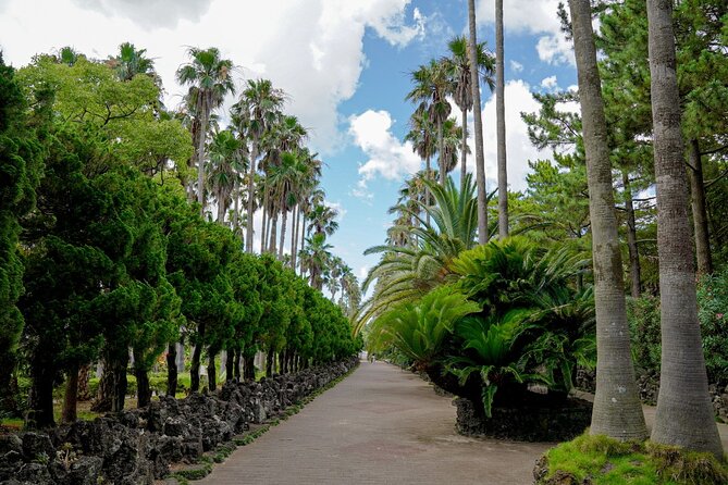Jeju Premium Small Group UNESCO Day Tour - West Course - Hyeopjae Beach by Olle Trail Route 14: The Quick Reset