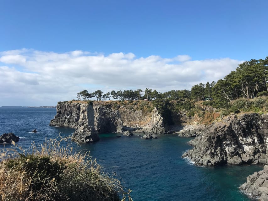 Jeju: West of Jeju Island Bus Tour from Seogwipo City - Practicalities that affect your day: time, transport, and what you must bring