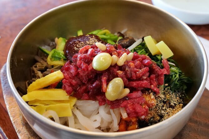 Jeonju Hanok Stay & Mt. Jiri Hiking from Seoul - Stop 2 in Jeonju Hanok Village: About 700 Preserved Houses