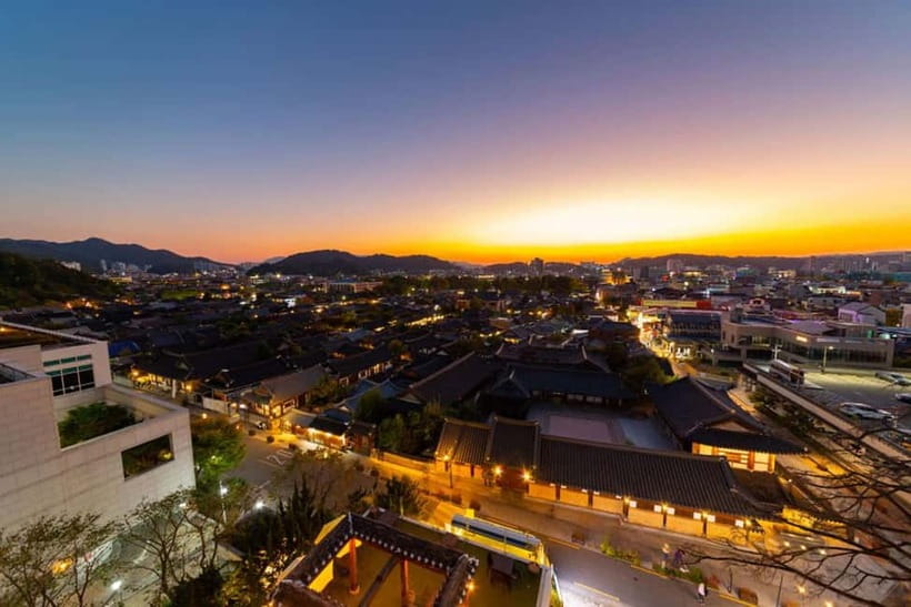 Jeonju: Private Taxi Tour Car Charter - Hanok Village and Jeondong Cathedral, where Jeonju’s character shows
