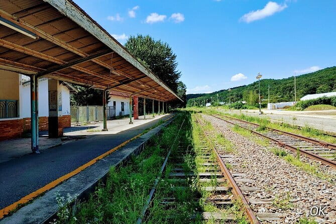 K-pop boyband Film Location Private Day Trip - The 10:00am Plan: Iryeong Station First, Then Hallyu K-Star Road