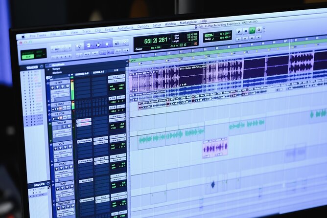 K-Pop Making Class with a Producer! - Finding KING STUDIO: Seolleung Station to the basement studio