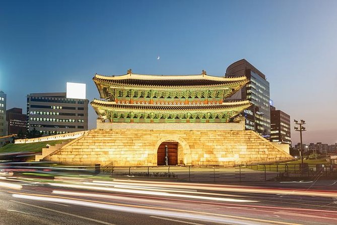 Korean History & Heritage Tour - Bukchon Hanok Village: traditional houses, with real people living there