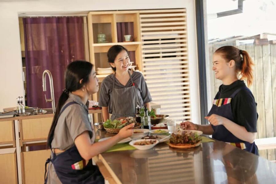 Korean Premium & Original Cooking Class Experience in Hanok - Bibimbap Workshop: Build a Bowl With Real Korean Balance