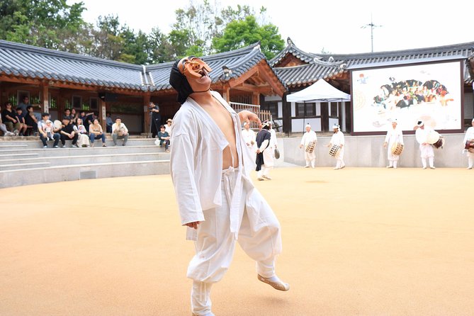 Korean UNESCO World Heritage Tour including Gyeongju, Andong and Daegu(2N3D) - How the private format saves your energy (and your patience)