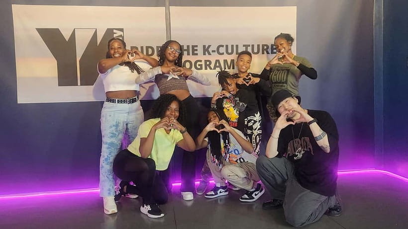 Kpop Dance Class in Seoul (incl. video shooting & editing) - The 90-Minute Flow: Warm-up, Rhythm, Choreo, Film, Repeat