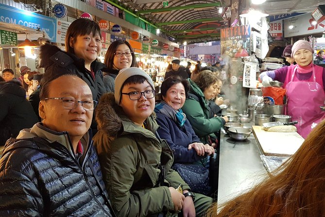 Layover Tour for essential Seoul City & Gourmet tour(Incl. Lunch) - Jogyesa Temple, Insadong, and Cheonggyecheon for Old Seoul Mood