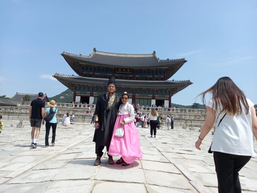 Layover tour to Gyeongbokgung-Folk Museum-Bukchon-Insadong - National Folk Museum of Korea: “everyday life” is the real focus