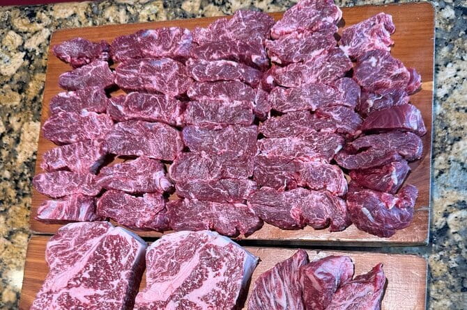 Majang Meat Market Experience: Private Tour with Han-woo Beef BBQ - What the market walk includes, and what to mentally prepare for