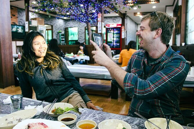 Majang Meat Market Experience: Private Tour with Han-woo Beef BBQ - The guide factor: why Ron’s name keeps showing up