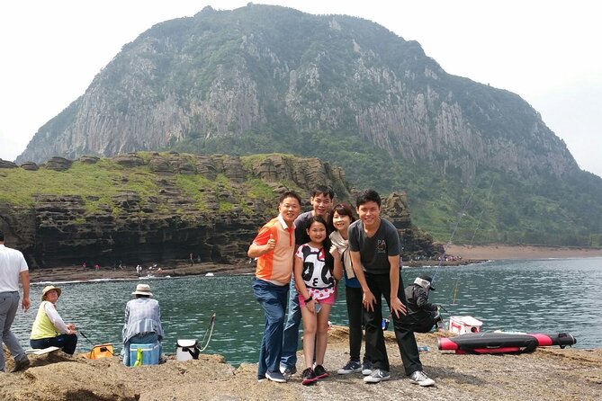 Package tour of All areas of Jeju Island-(East &South &West) - Hamdeok Beach and Seongsan Ilchulbong, two Jeju icons with different vibes