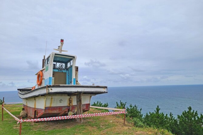 Pohang One day city Tour : Home town Cha cha cha Drama Locations - Sabang Memorial Park and Seonho Boat: drama scenery without a mountain hike