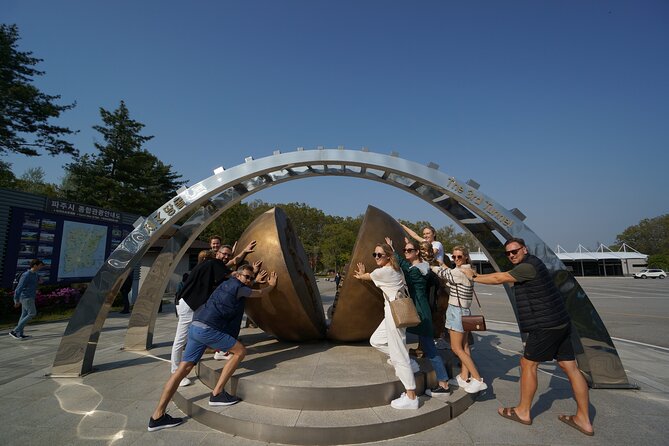 Premium Private DMZ Tour & (Suspension Bridge or N-Tower) include lunch - Stop 2: The DMZ Portion, Dora Observatory, and Tunnel Three