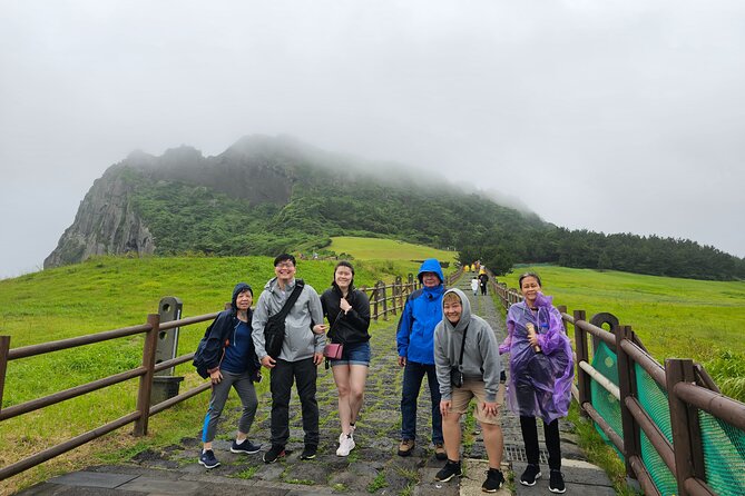 Private Day tour on the fantasy island for CRUISE customers - Jeju Stone Park and the Sulmundae grandmother story