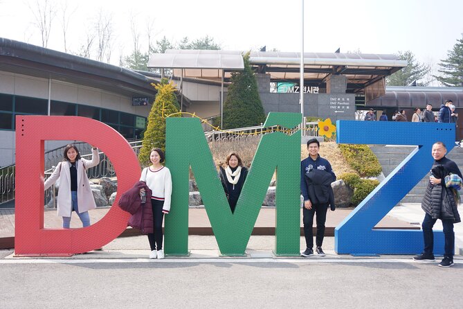 Private DMZ Tour in South Korea(Entrance fees are included) - Entering the DMZ zone: 70 years after the cease-fire line