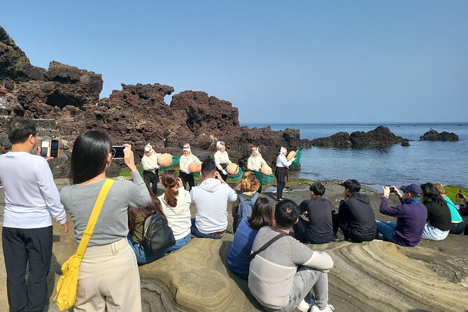 Private Full Day Tour World Natural Heritage & UNESCO in jeju - Seopjikoji and Sangumburi Crater: film trail and volcanic drama