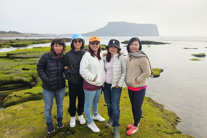 Private Jeju Customized Tour with Local Guide Mr.LEE Hong-min - How the Hong-min Lee Private Tour Actually Fits a One-Day Visit