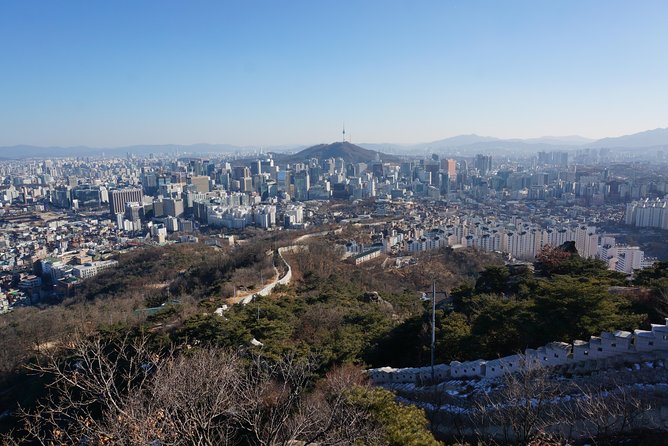 Private Seoul Wall Trekking [Inwangsan, Bugaksan, Naksan Park, N-Seoul Tower] - Price and value: what $178 per person is really buying