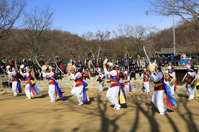 Private Tour around Suwon UNESCO Fortress and Korea Folks Village - Pickup, private transport, and what it means for your comfort