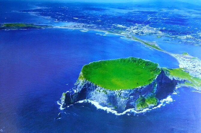 Private Tour in South and East in jeju island - Pickup, timing, and how the driver helps you move smoothly