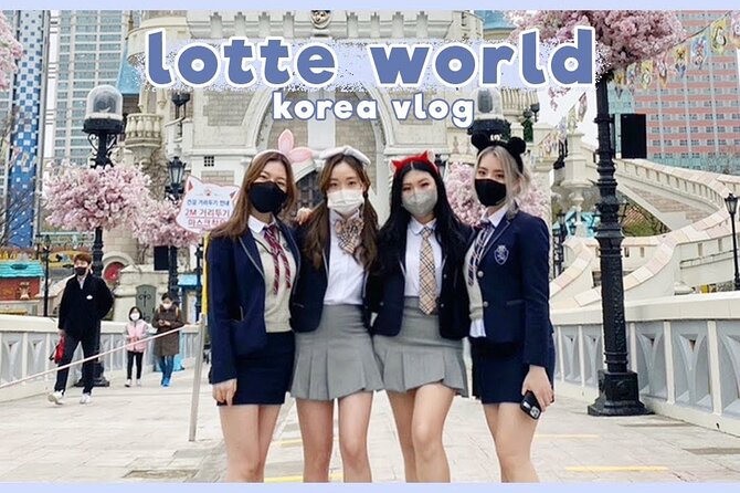 Private tour Lotte World,Tower,Aquarium(All Tickets are included) - Lotte World: indoor rides, outdoor Magic Island, and Seokchon Lake scenery