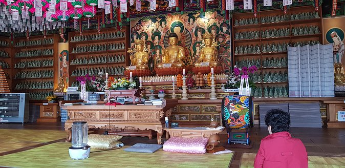 Private Trip to Seongmo Island(Temple) and North Korea Observatory+Kimchi Lesson - Bomunsa Temple and the stone-carved Buddha hike