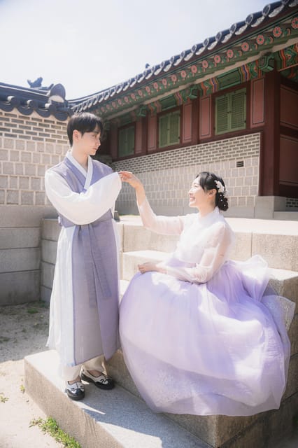 S.Korea GyeongbokgungPalace: Professional Hanbok Photography - Your palace route: Gwanghwamun to Geunjeongjeon and back