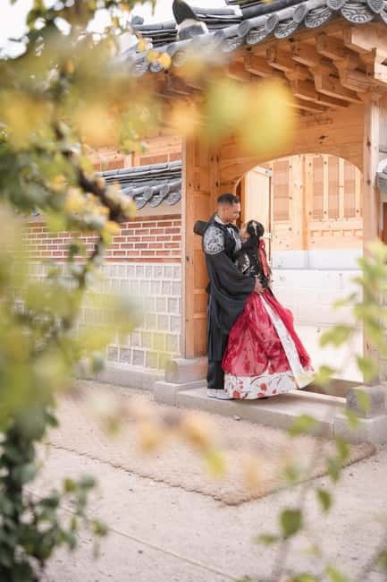 S.Korea GyeongbokgungPalace: Professional Hanbok Photography - What you get after the shoot: unedited selections, 10 final edits, and Polaroids
