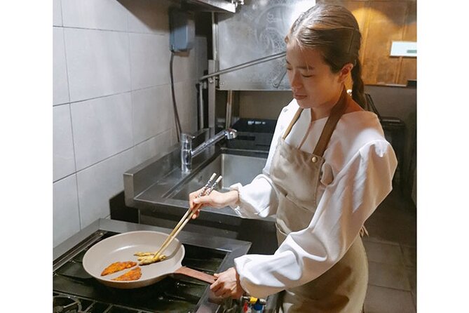 Savoring Authentic Korean Liquor and Cuisine - Where You Go in Seoul and What the Setting Means