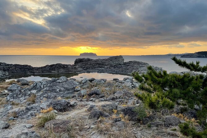 Seogwipo(The southern city of Jeju)City Walking Tours with Sunset - Key highlights