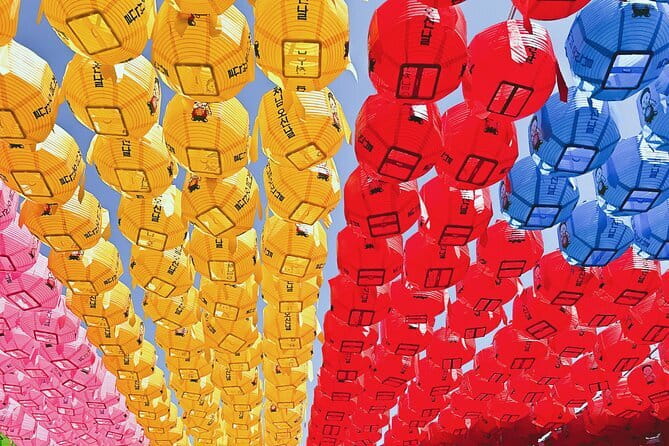 Seoul Beauty & Beyond Tour - COEX Center and Artium, a culture break inside the mall zone
