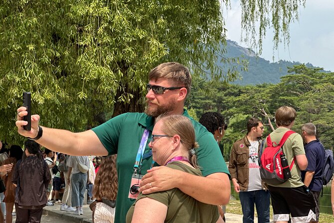 Seoul City Half Day Tour-Gyeongbok Palace Guard Changing Ceremony - Ginseng and amethyst stops: the part you should plan for