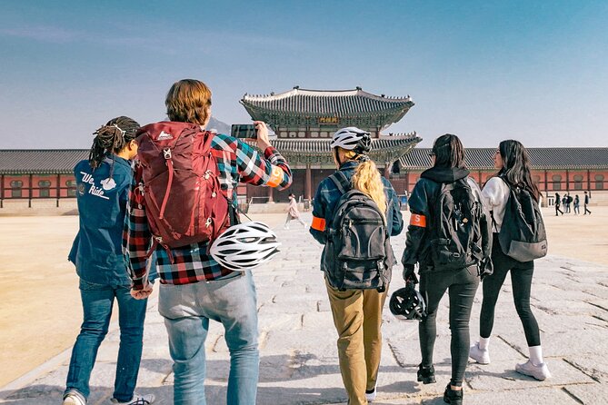 Seoul E-bike Tour - Blue House area and Bukchon Hanok Village, the photos that actually look like Seoul