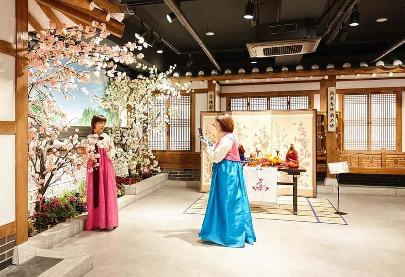 Seoul: Eobi+Nami+Hanbok(+RailBike or Strawberry Options)Tour - Gapyeong-gun free time: the built-in breathing room