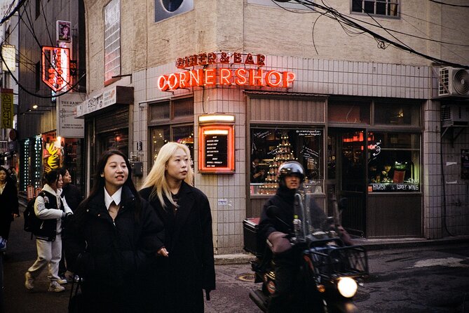 Seoul Film Camera Club - Walking the neighborhood for Maze Road photos: what to pay attention to