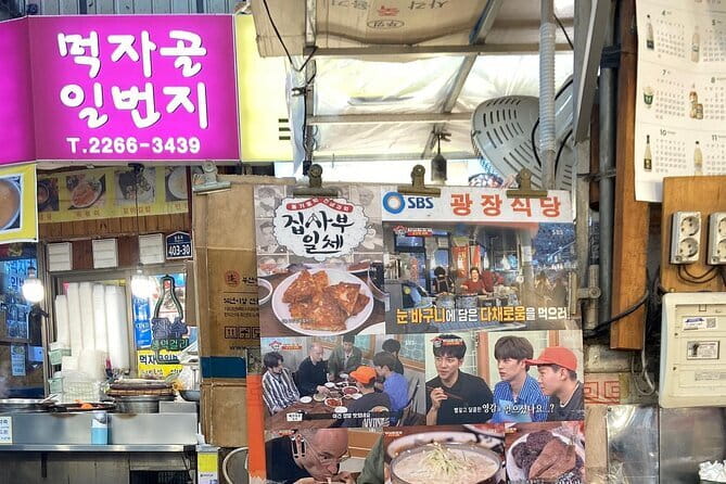 Seoul Foodie Walking Tour - Cheonggyecheon Stream: the reset after all that market eating