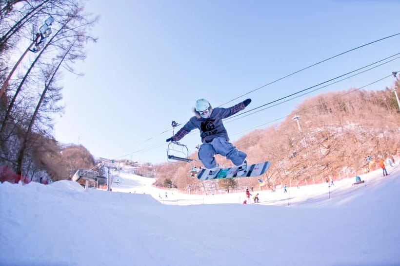 Seoul: Full-Day Winter Trip Ski Resort, Ice Valley, Namiseom - Getting to Elysian Gangchon: the van ride is the price of convenience
