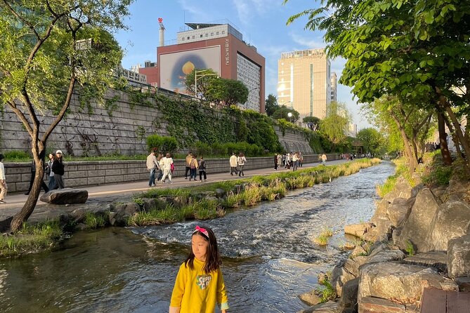 Seoul Fun Food Tour: 12 different food tastings - The “12 different tastings” promise, and what to expect for real hunger