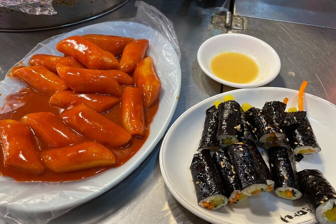 Seoul Fun Food Tour: 12 different food tastings - Gwangjang Market tastings, where the tour really starts