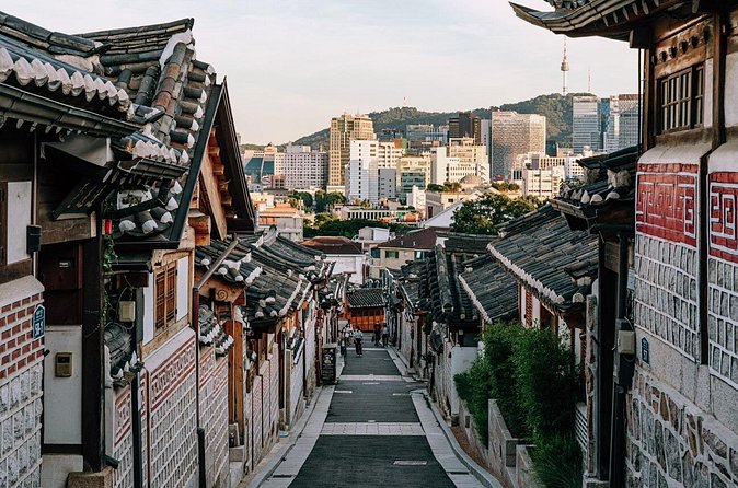 Seoul Fun Private Tour (customizable) - Meeting point logic: why Jonggak to Anguk feels efficient